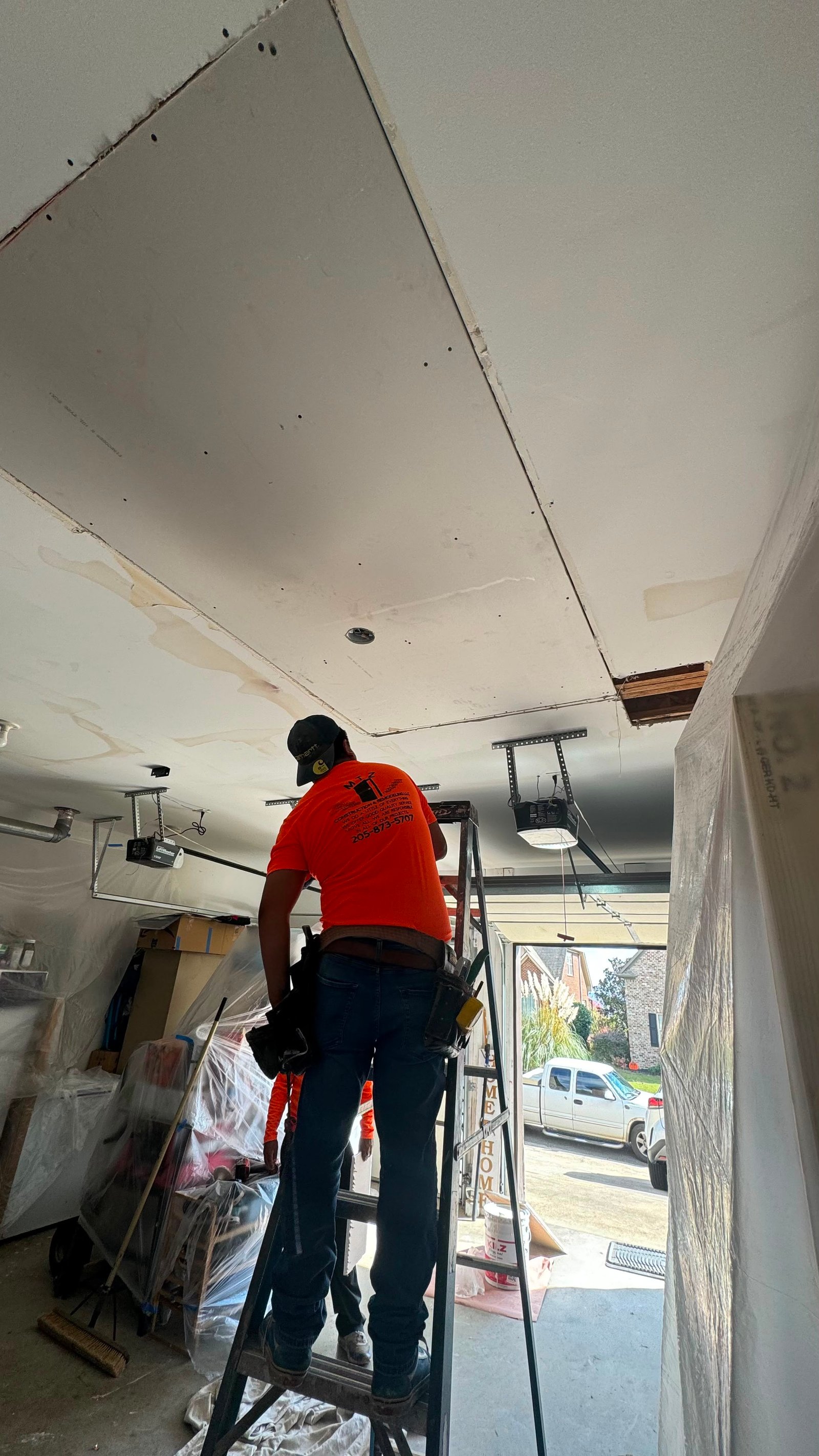 Drywall and popcorn ceiling removal project by MTZ